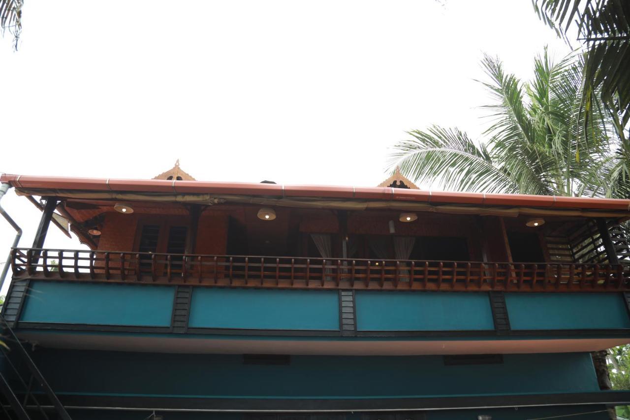 Sajeev Home Stay Cherai Beach Exterior foto